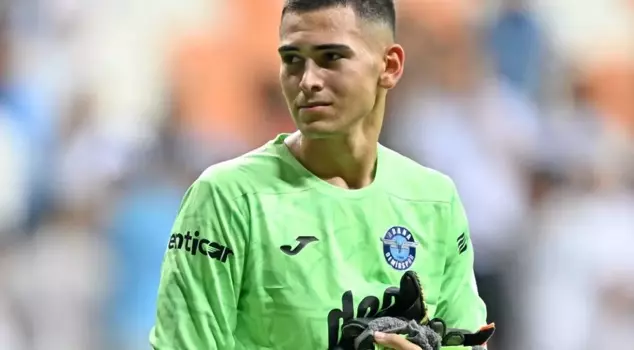 While Fenerbahçe and Galatasaray were in the spotlight, Deniz Dönmezer's new team has been revealed.