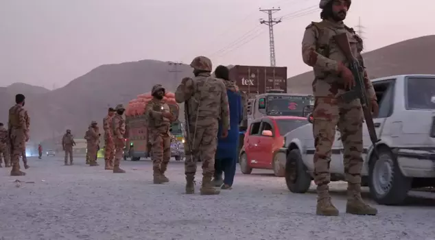 Ambush on military convoy in Pakistan: 12 soldiers and 13 terrorists killed.