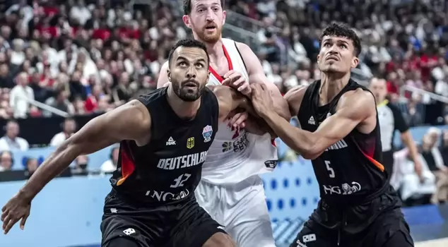 You need to see the headlines: The European press is talking about the 12 Giant Men.