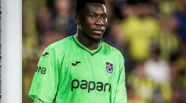 He was being praised to the skies! The world press couldn't stop praising Onana this time.