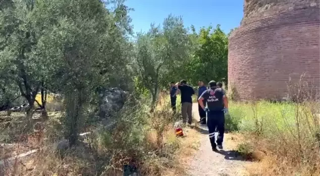 A male corpse was found at the foot of the historical walls in Iznik.