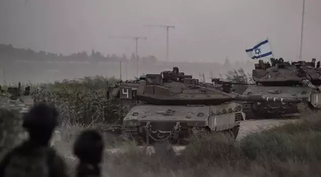 Israel has launched a full-scale invasion! Tanks have entered Gaza.