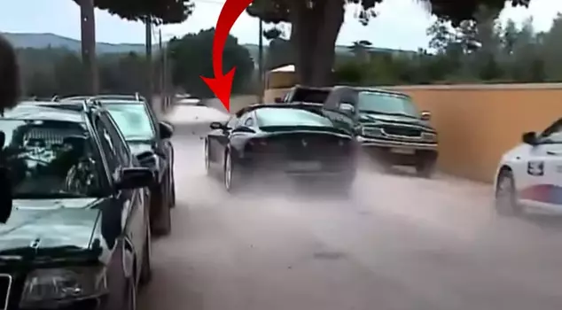 Inside the car with Mourinho: Fenerbahçe fans who watched the video rebelled.