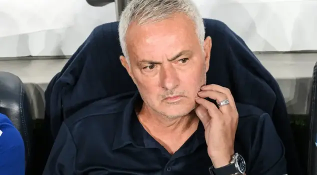 Officially announced! Jose Mourinho at Benfica.