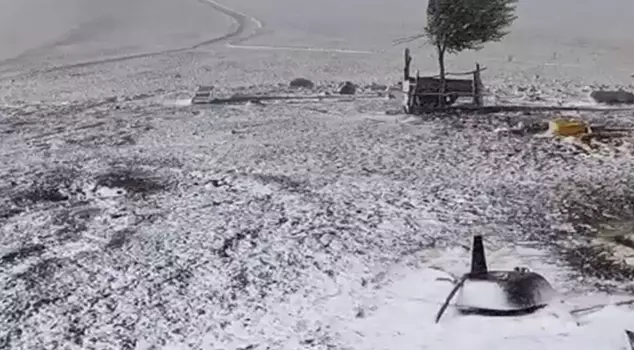 The first snow of the season has fallen in Erzurum, covering everything in white.