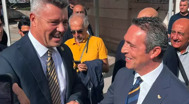 Ali Koç and Sadettin Saran greeted each other: What happened to your finger?
