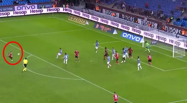 A magnificent goal from Rodrigues! Andre Onana was left watching.