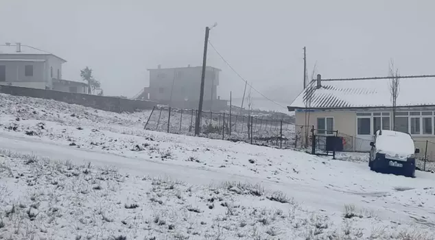 Snowfall in 4 provinces! The surroundings are covered in white.
