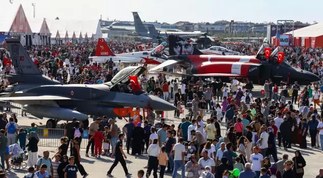 Сексуалдық порно жалайтын есектер Элиталық секс видео