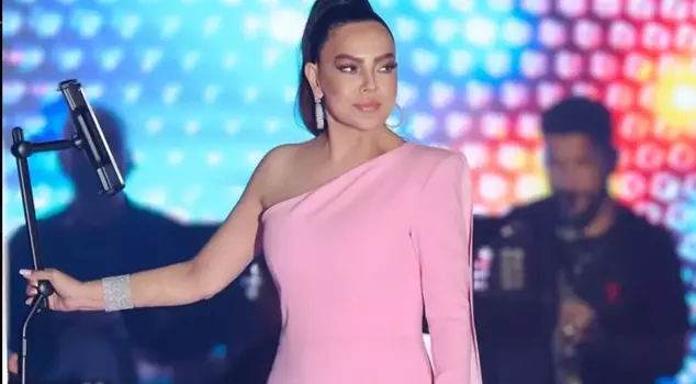 Ebru Gündeş has decided to divorce Murat Özdemir.