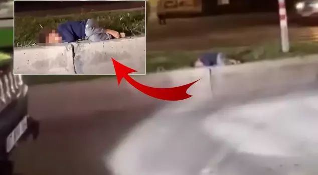 A child the size of a hand fell asleep right there in the median! Their life is a complete drama.