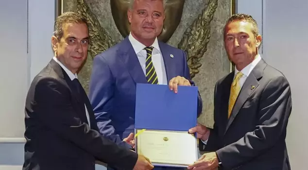 Fenerbahçe President Sadettin Saran and the board members received their certificates of appointment.