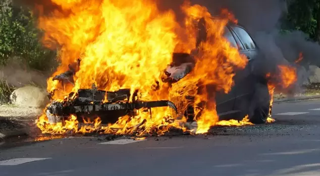 The automotive giant has taken action for vehicles that catch fire while stationary! They have recalled thousands of them.