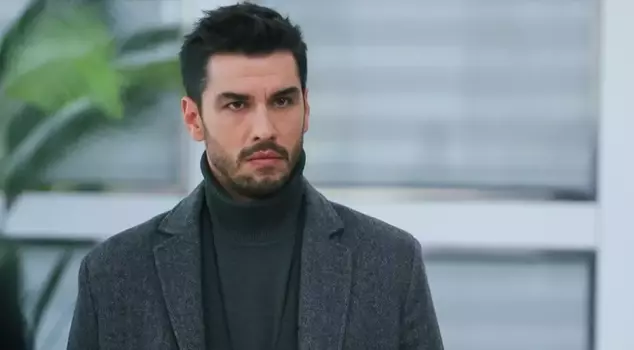 The famous actor Aras Aydın's father has passed away.