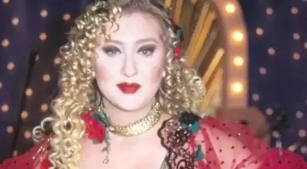 The famous singer Güllü fell from her balcony and lost her life.