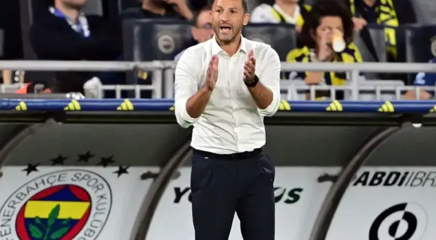 Domenico Tedesco announced his departure at the end of the match.