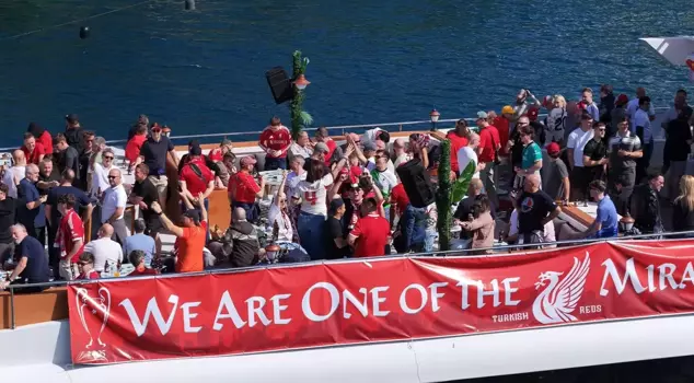 Unique moments in front of Galatasaray Island from a boat tour by Liverpool fans.