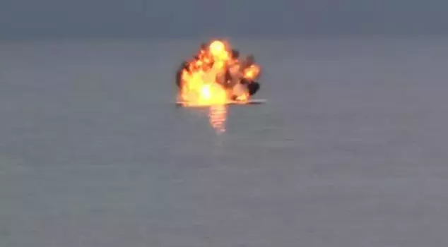 The city breathed a sigh of relief! A sea vehicle loaded with 300 kilograms of explosives was destroyed.