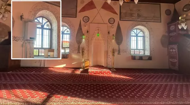 Shocking scene in the 139-year-old mosque! They placed it on the qibla wall.