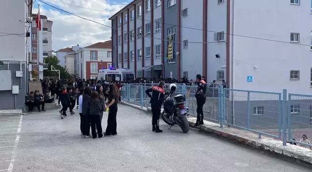 The order placed at the school caused a stir! They all ended up in the hospital.