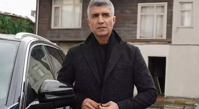 Özcan Deniz, who surprised everyone with his farewell speech, has sent a mysterious message.