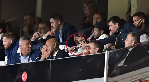 Everyone is sharing! The image that made an impact at the Fenerbahçe match.