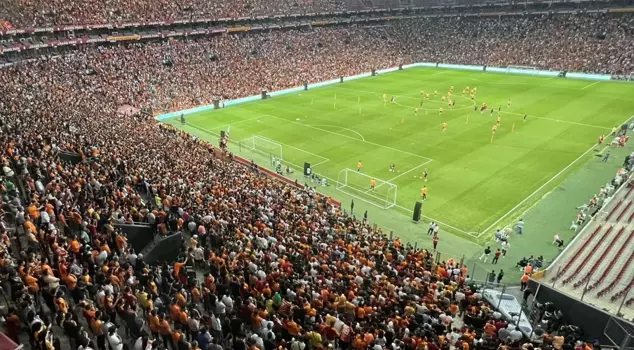 Galatasaray football players will enter the field with dogs in the match against Beşiktaş.