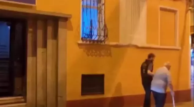 The grandfather with a cane was arrested for drug trafficking.