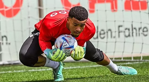 Everyone is talking about him! The global giant is after the goalkeeper who saved the last 5 penalties.