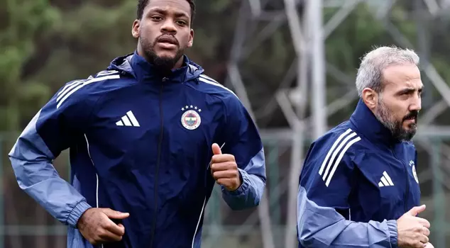 John Duran started training with the team after 42 days.