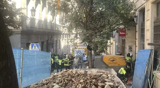 A building under construction collapsed in Madrid: 4 dead, 3 injured.