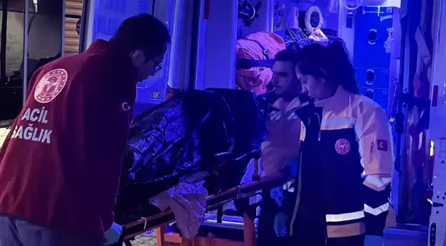 She gave birth in the hotel, and the baby she left on the terrace passed away.