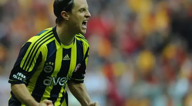 Former Fenerbahçe star Reto Ziegler has retired from football.