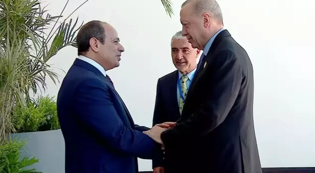 President Erdoğan is in Egypt for the Gaza summit! Sisi personally welcomed him.