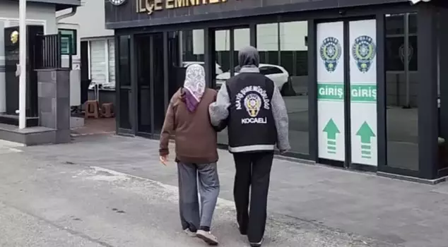 The woman who had been wanted for 10 years was captured in an operation.