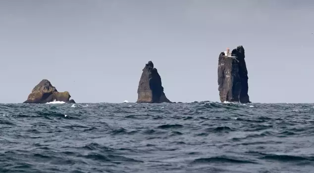 It was built in the middle of the ocean! Even the slightest mistake for those who want to see it results in death.