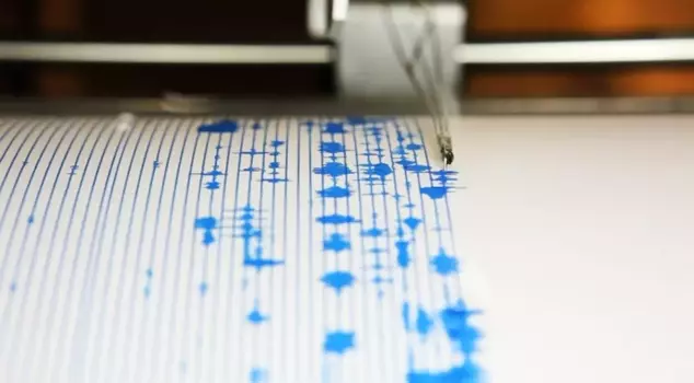 An earthquake with a magnitude of 4.3 in the Mediterranean.