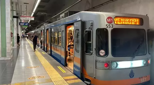 A person jumped onto the tracks and committed suicide at Bakırköy Metro station.