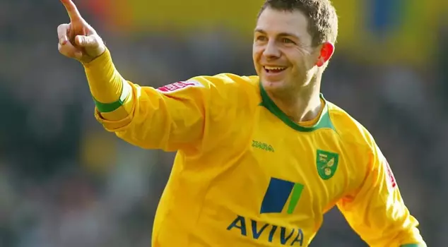 Do you know this man? If he scores one more goal, he will even surpass Ronaldo.