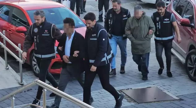 Two doctors were detained on charges of 