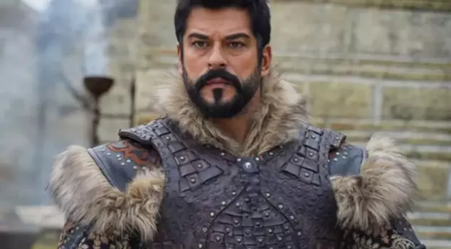 Burak Özçivit responds for the first time to claims that 