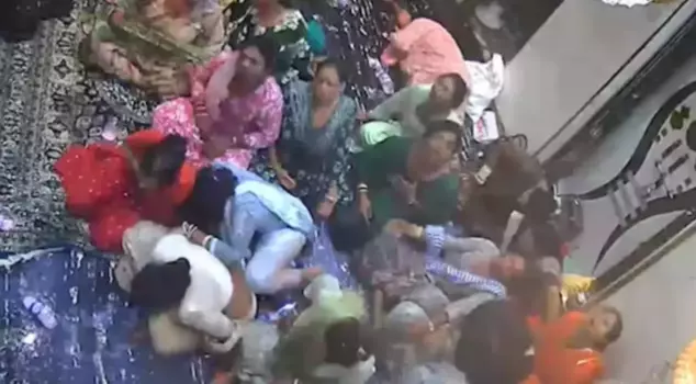 Shocking incident in India: 24 transgender individuals attempted mass suicide.