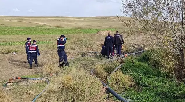 Two people who fell into a septic pit lost their lives.