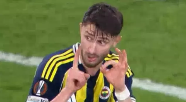 Millions are talking about this image! İsmail Yüksek's response that silenced Deniz Undav.