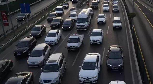 It's sold out in Turkey too! The world-famous car brand has recalled 13,000 vehicles.