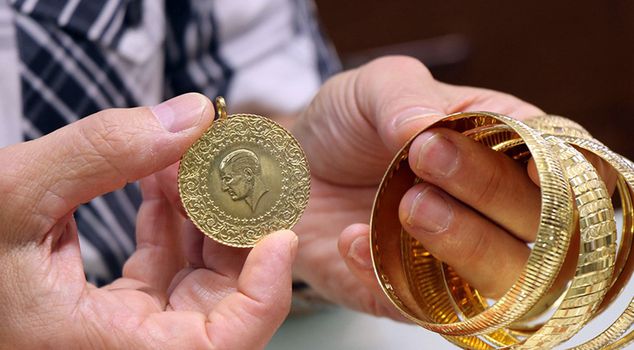 После самого резкого падения за 12 лет крупные банки обновили свои прогнозы по золоту.