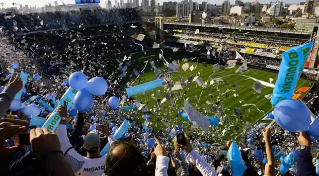 Artificial intelligence has selected the top 20 stadiums in the world: Two Super League giants are also on the list.