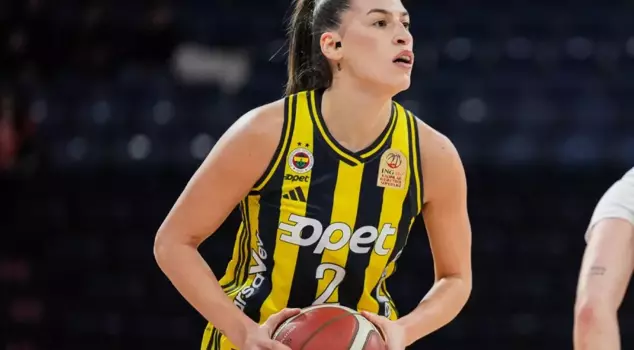 From Fenerbahçe's Sevgi Uzun, the 1000th point in the Women's Basketball Super League.