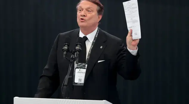 Former Beşiktaş president Hasan Arat has been expelled from club membership.