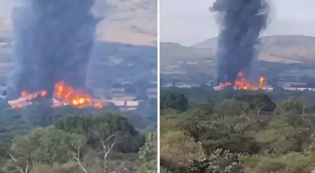 Disaster in a South American country! A derailed train caught fire and burned fiercely.